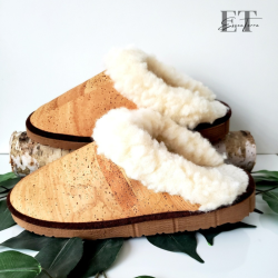 Chaussons fourrés ouverts à l'arrière
