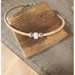 Collier en liège avec strass