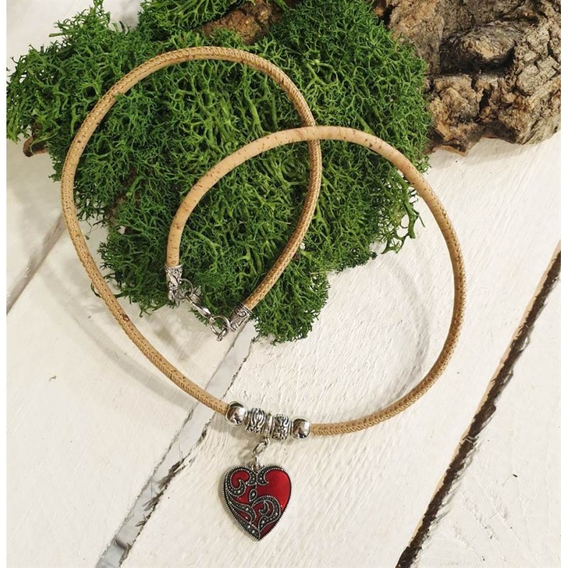Collier coeur en liège Collier coeur en liège