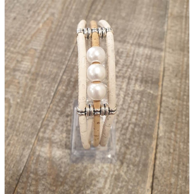 Bracelet en liège naturel et coloré avec 3 perles - Élégant et léger Bracelet en liège naturel et coloré avec 3 perles - Élégant et léger