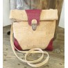 Sac bandoulière en liège - Naturel, bordeaux et rabat élégant