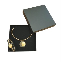 Parure bijoux en liège doré – Collier style antique & bracelet assorti