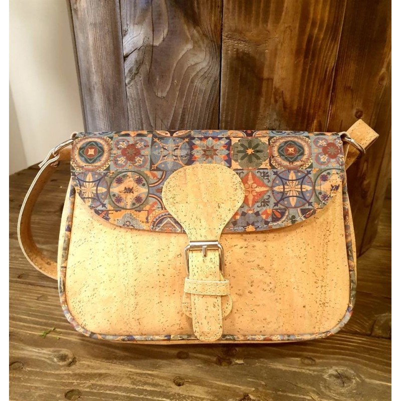 Sac bandoulière en liège – Motifs colorés & éco-responsable Sac bandoulière en liège – Motifs colorés & éco-responsable
